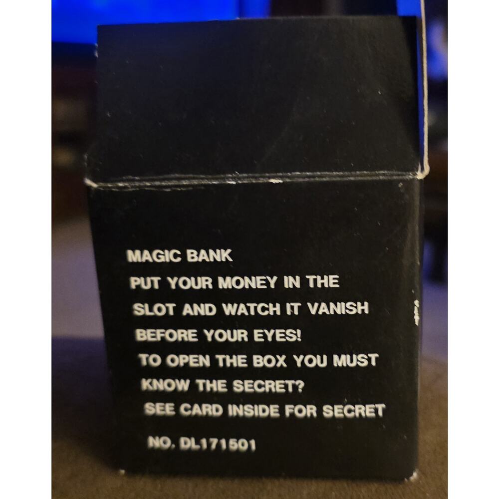 Vintage Magic Bank Coin Trick Illusion Bank With Original Box Roaming - Picture 3 of 7